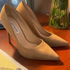 Meet your Posher, Liz